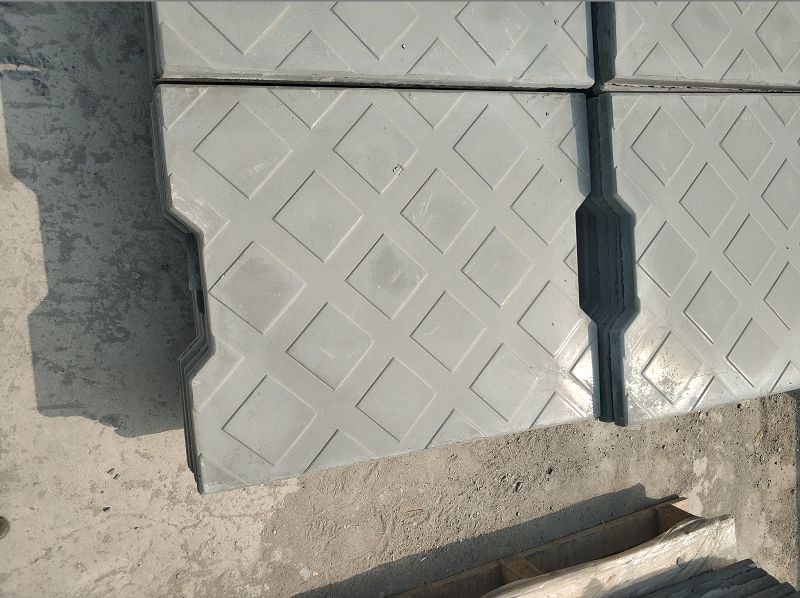 復(fù)合電纜溝蓋板