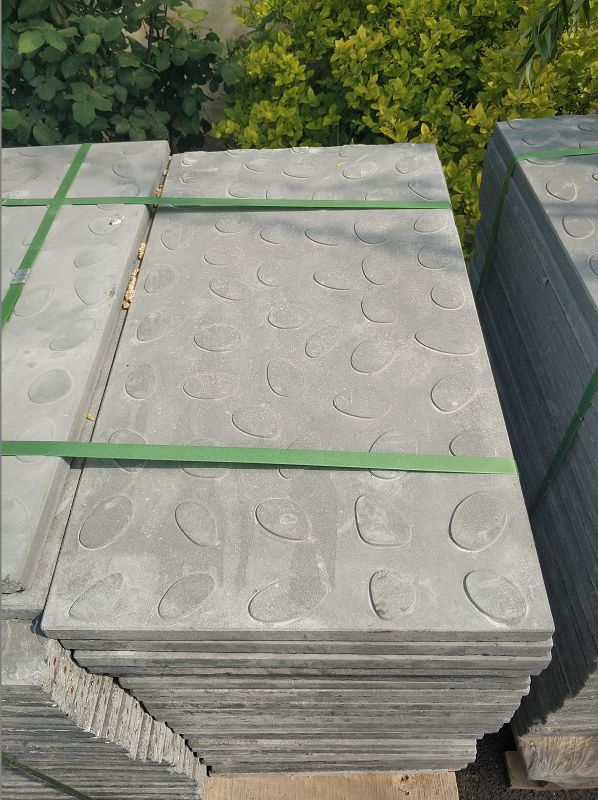 有機(jī)復(fù)合電纜溝蓋板是什么材質(zhì)及使用范圍？